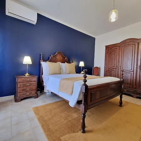 Guest house - & Rooms, Rooftop River View, Bbq & Ac 3*