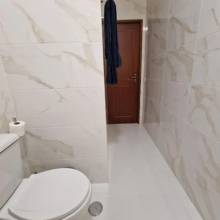 Guest house - & Rooms, Rooftop River View, Bbq & Ac Portimao