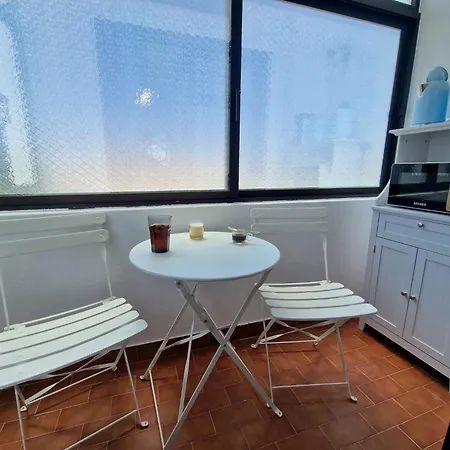 - & Rooms, Rooftop River View, Bbq & Ac Guest house 3*