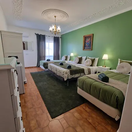 Guest house - & Rooms, Rooftop River View, Bbq & Ac 3*