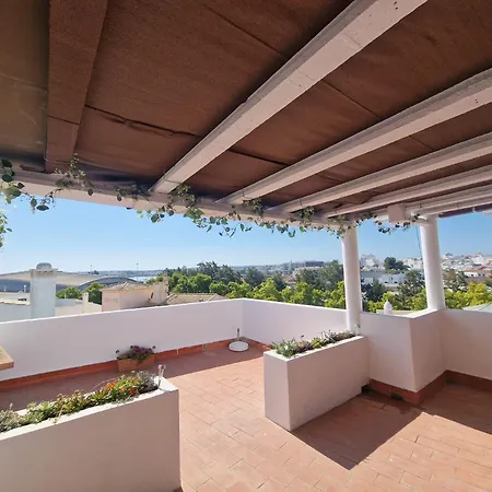 - & Rooms, Rooftop River View, Bbq & Ac 3* Portimao